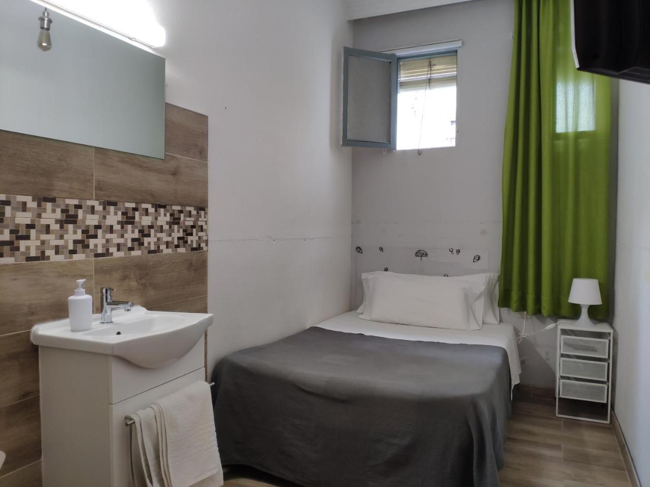 Cervantes Guest house